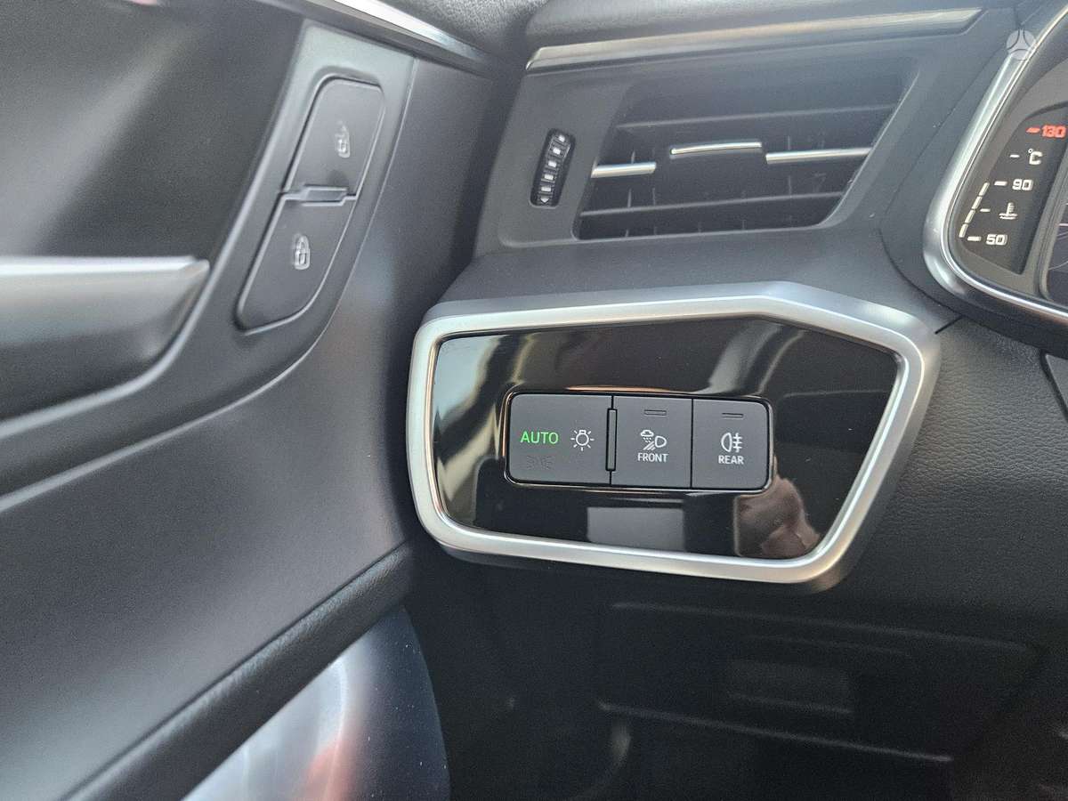Audi A6, 2.0 l., Седан