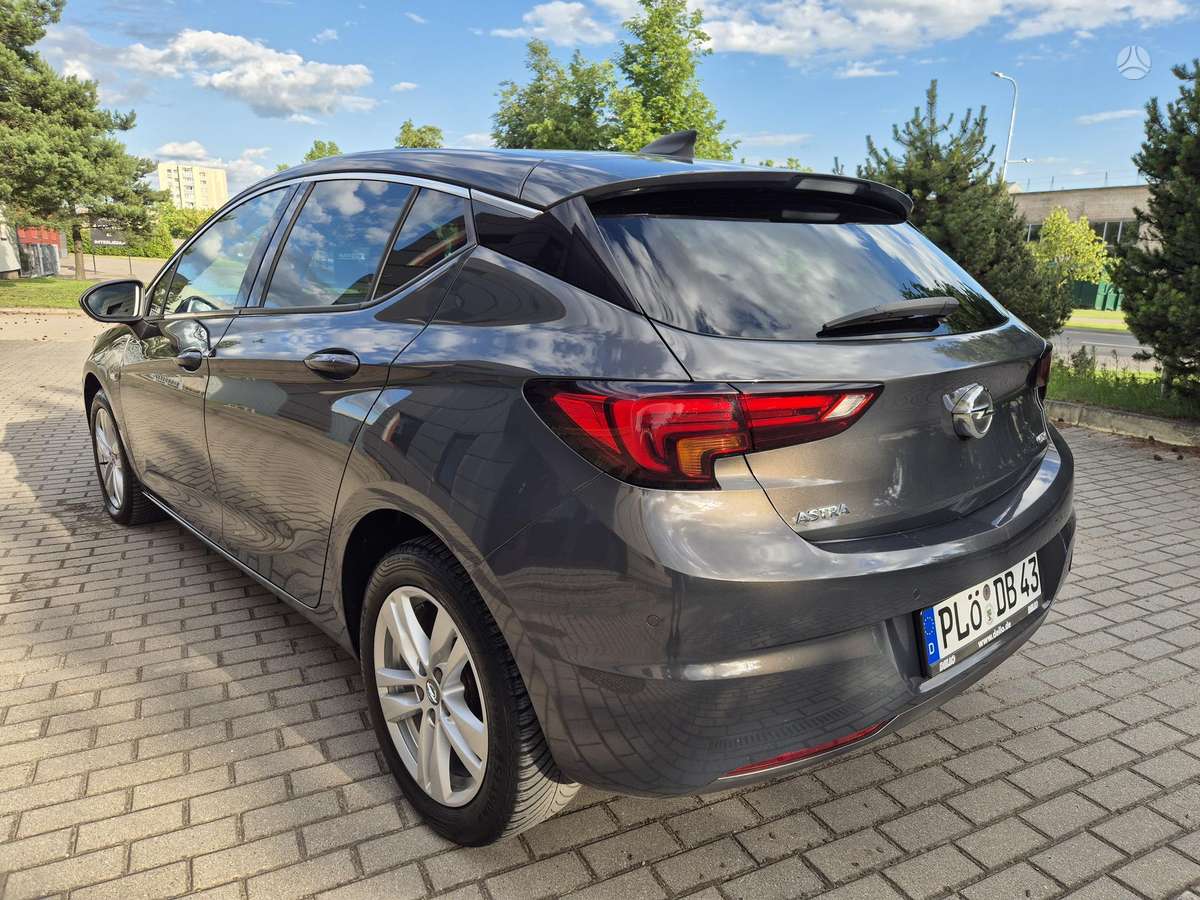 Opel Astra, 1.6 l., Хэтчбек