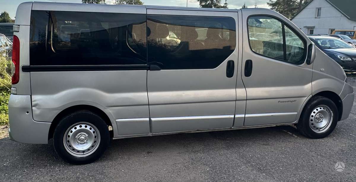Renault Trafic - 4