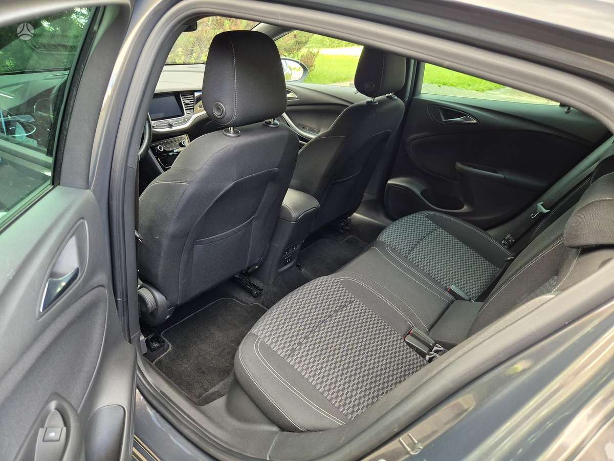 Opel Astra, 1.6 l., Хэтчбек