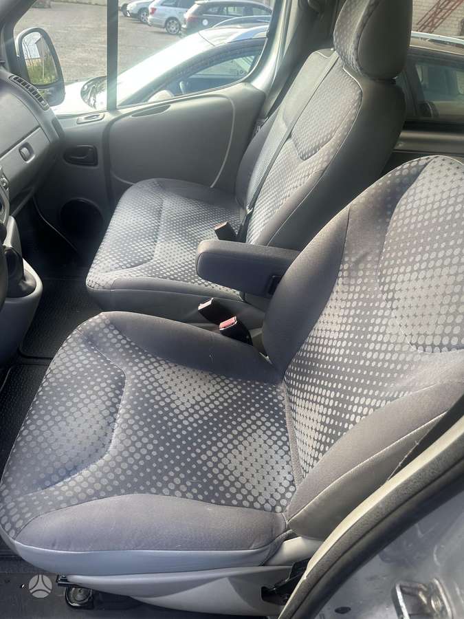Renault Trafic - 9