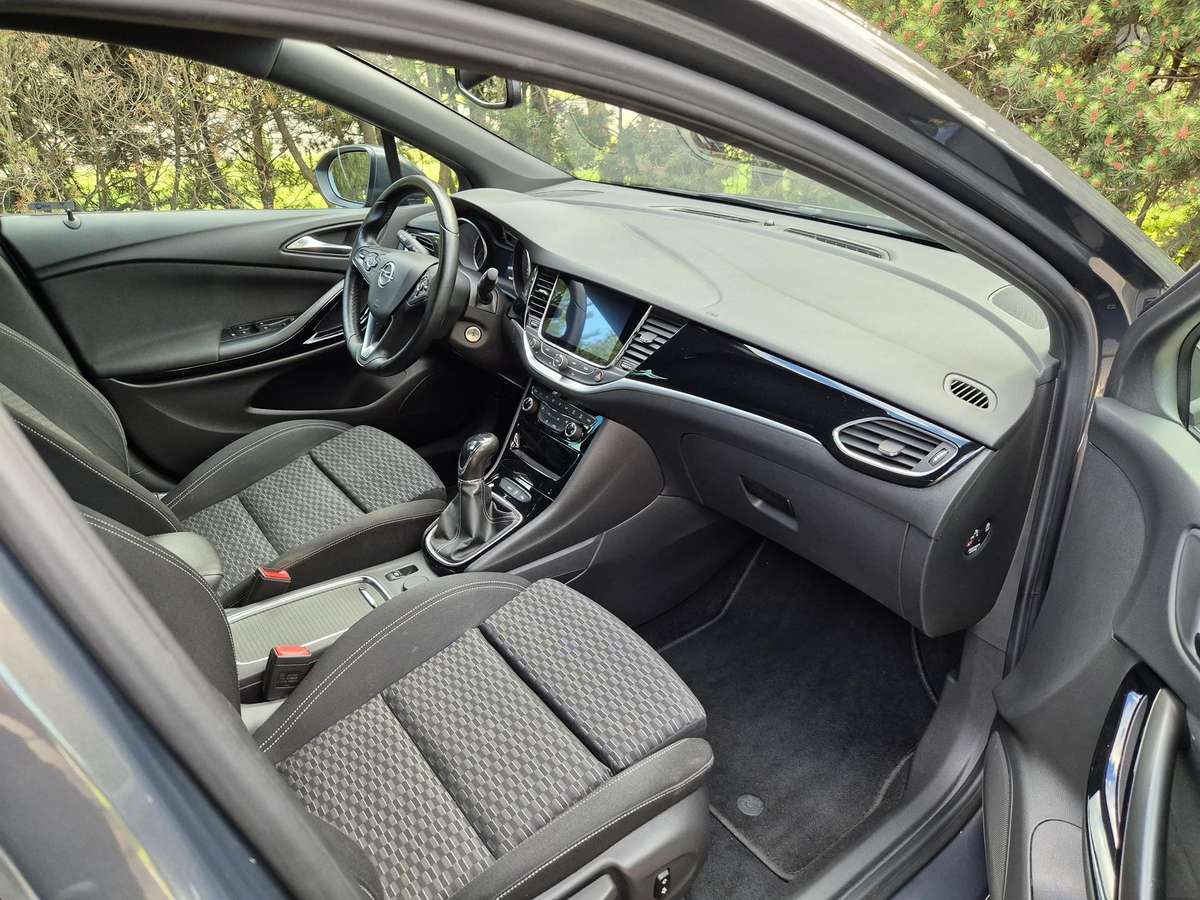 Opel Astra, 1.6 l., Хэтчбек