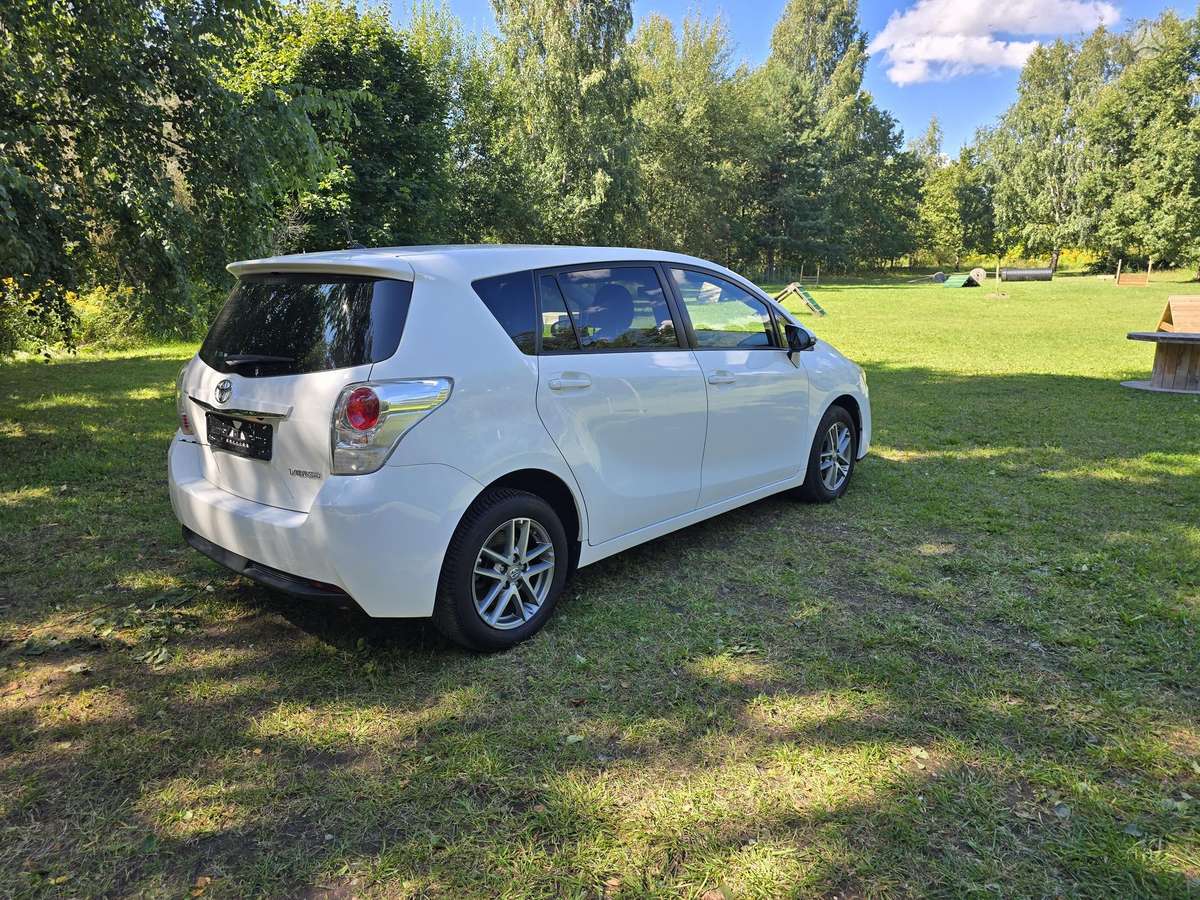 Toyota Verso - 6