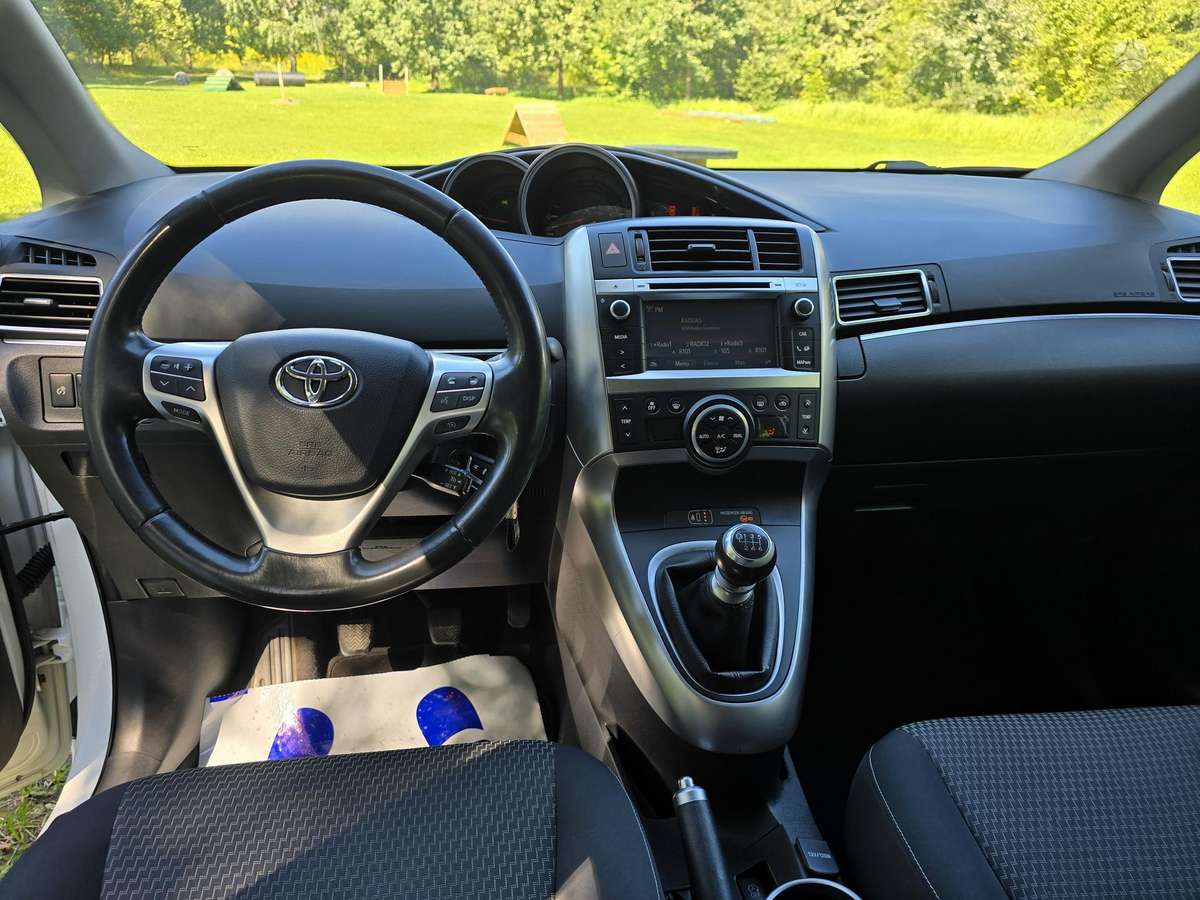 Toyota Verso - 10