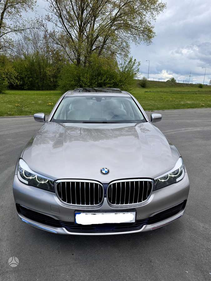 BMW 740, 3.0 l., Седан