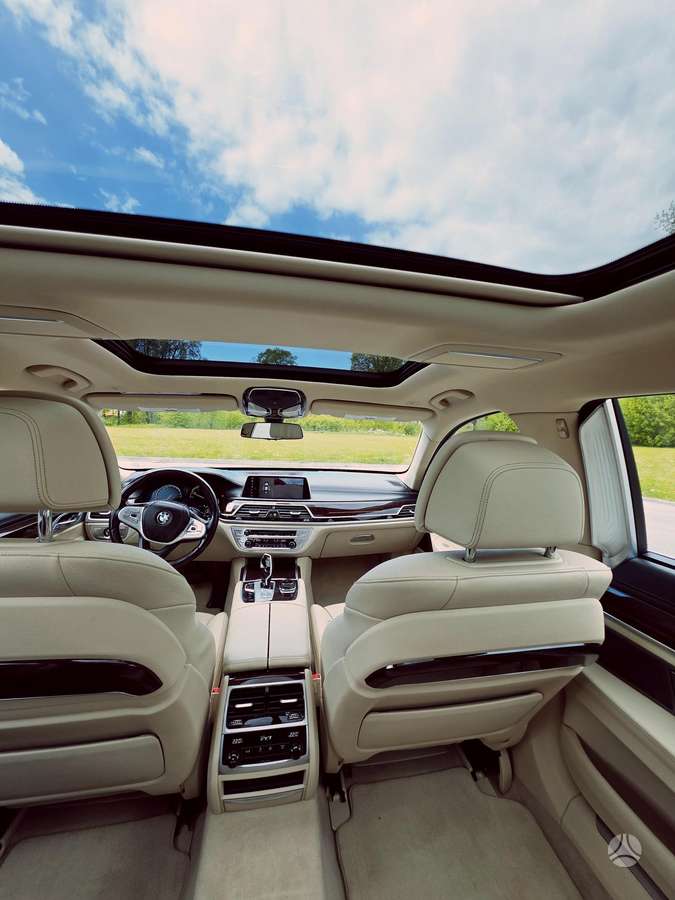 BMW 740, 3.0 l., Седан