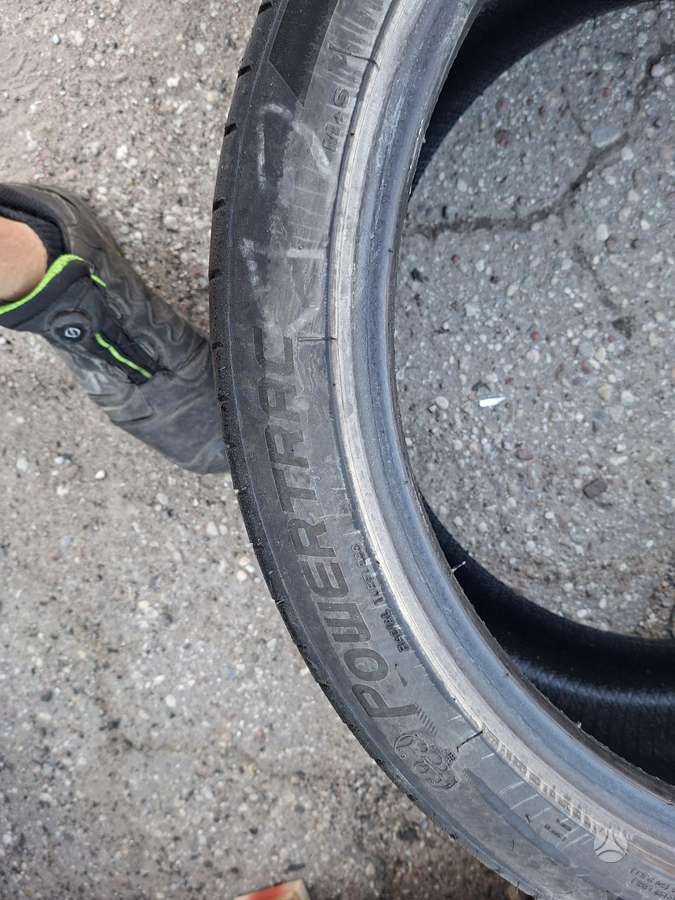Tracmax, vasarinės 295/35 R21