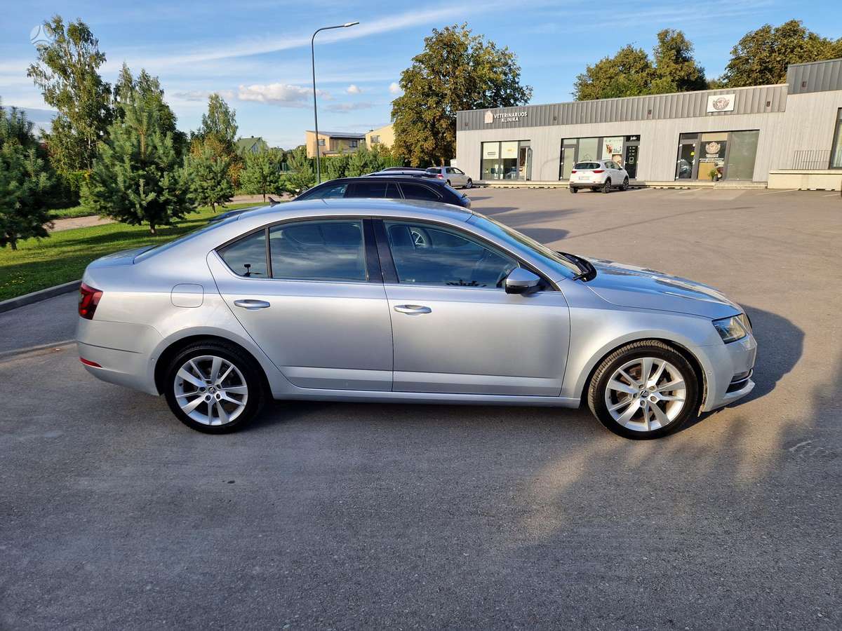 Škoda Octavia - 2
