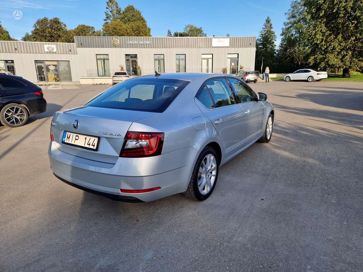 Škoda Octavia - 3