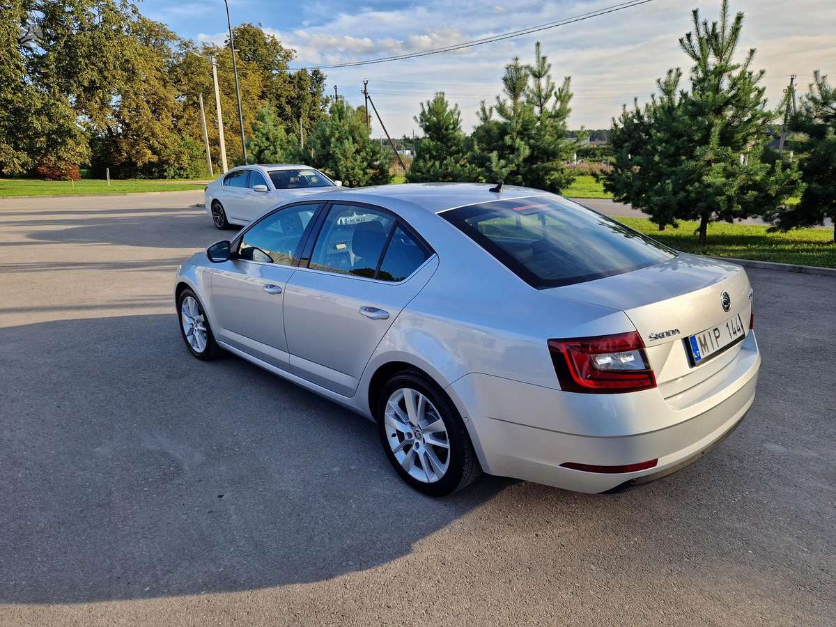 Škoda Octavia - 5