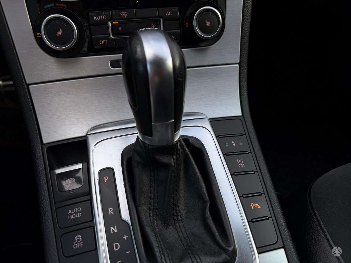 Volkswagen Passat, 2.0 l., Универсал