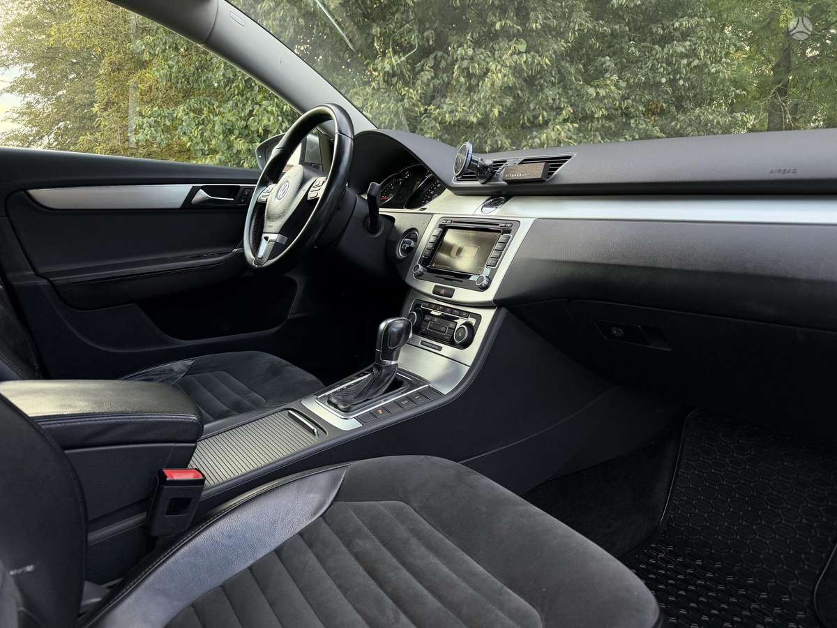 Volkswagen Passat, 2.0 l., Универсал