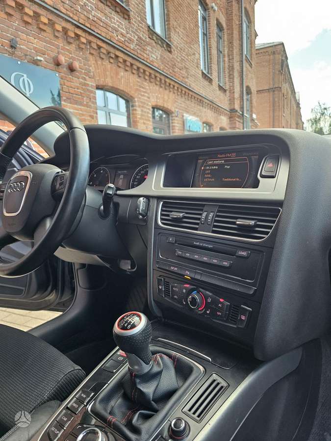 Audi A4, 2.0 l., Универсал