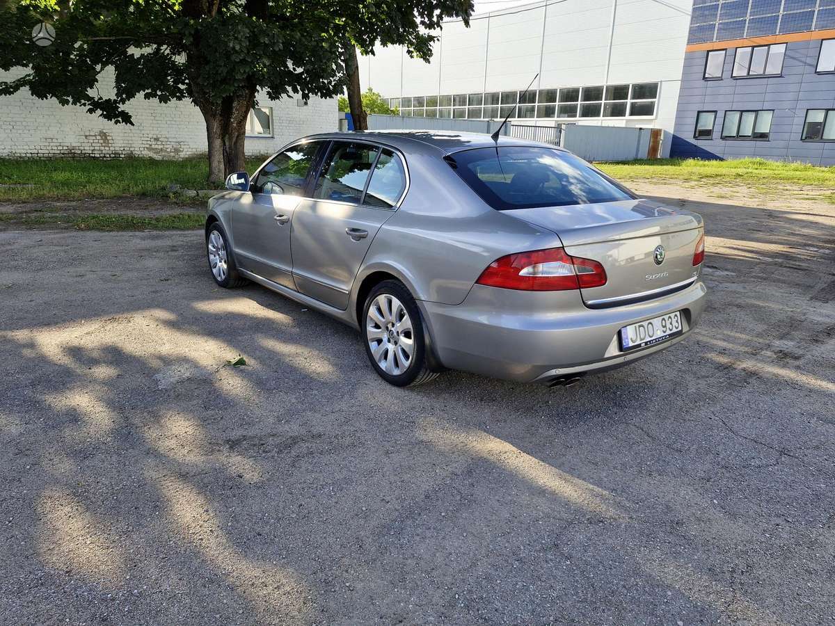 Škoda Superb - 9