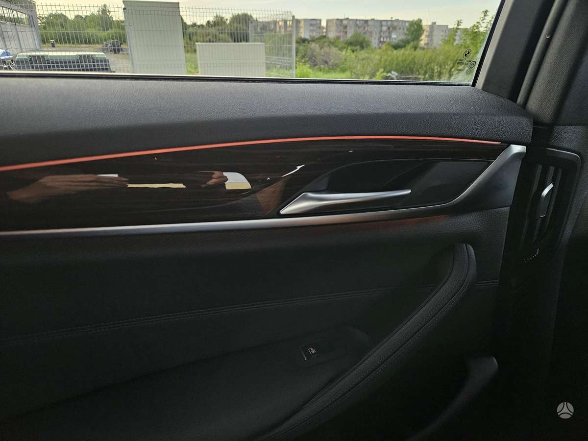 BMW 520, 2.0 l., wagon