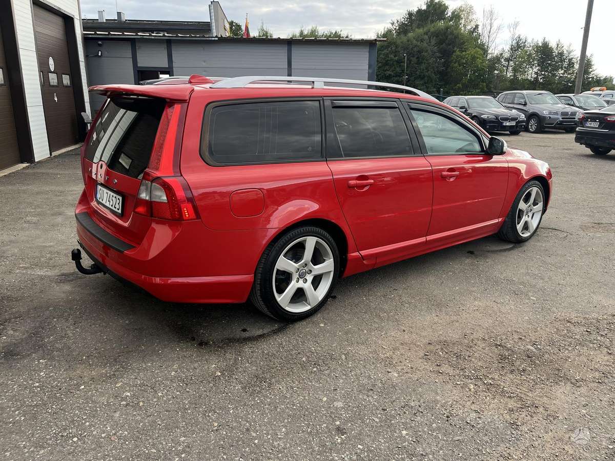 Volvo V70, 2.0 l., Универсал