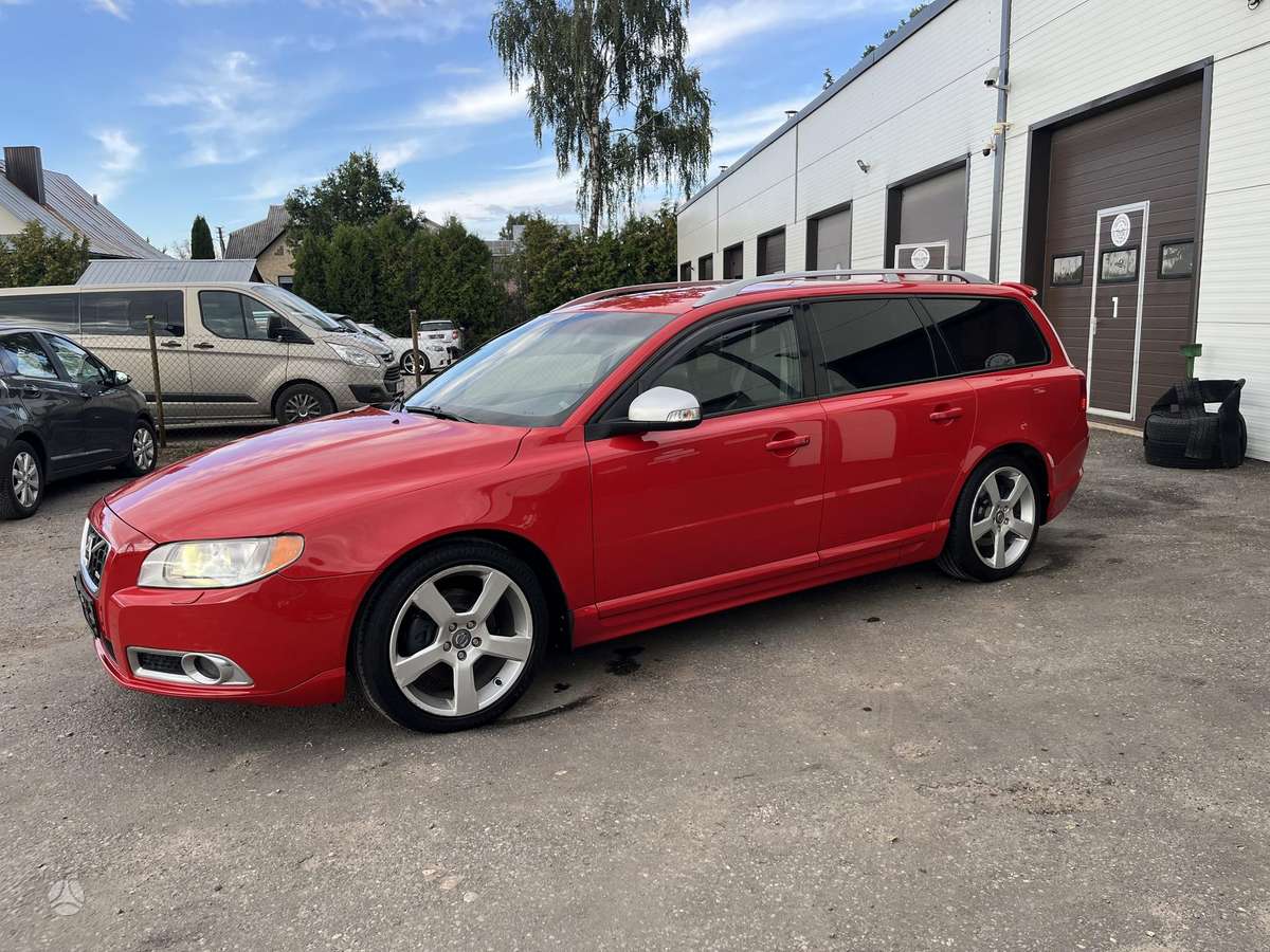 Volvo V70, 2.0 l., Универсал