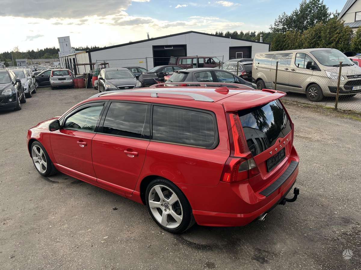 Volvo V70, 2.0 l., Универсал