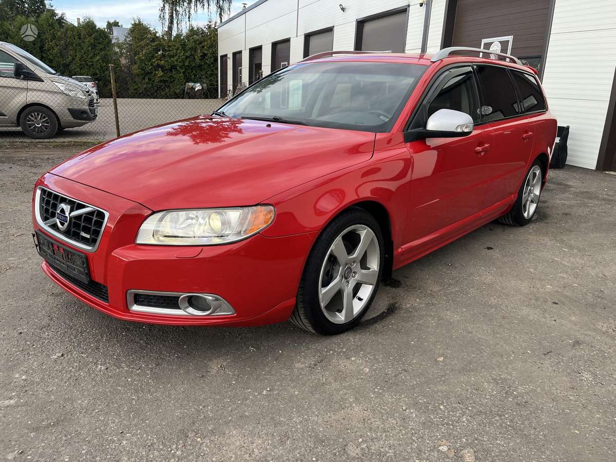 Volvo V70, 2.0 l., Универсал