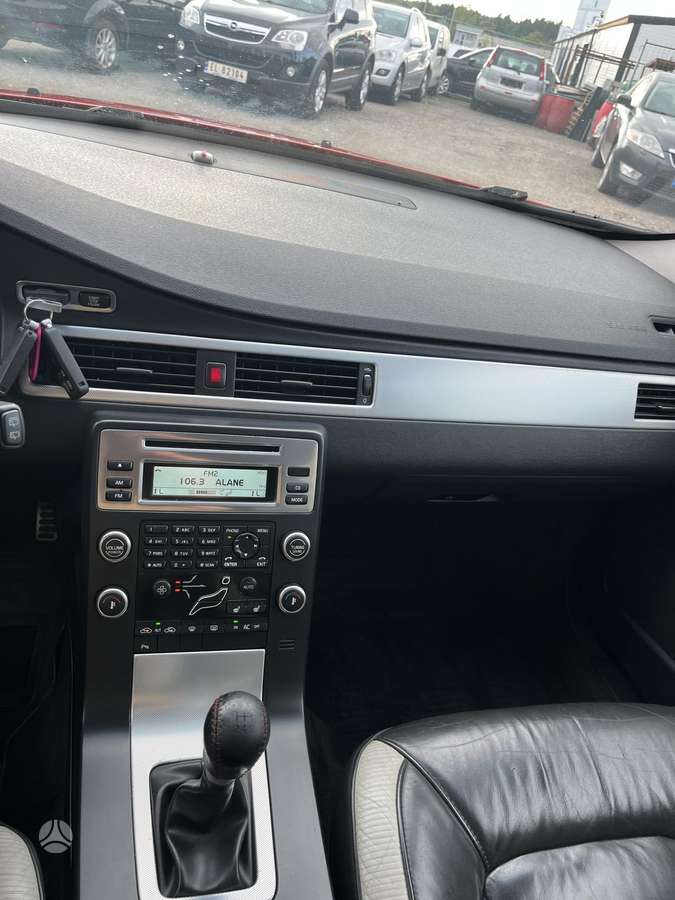 Volvo V70, 2.0 l., Универсал