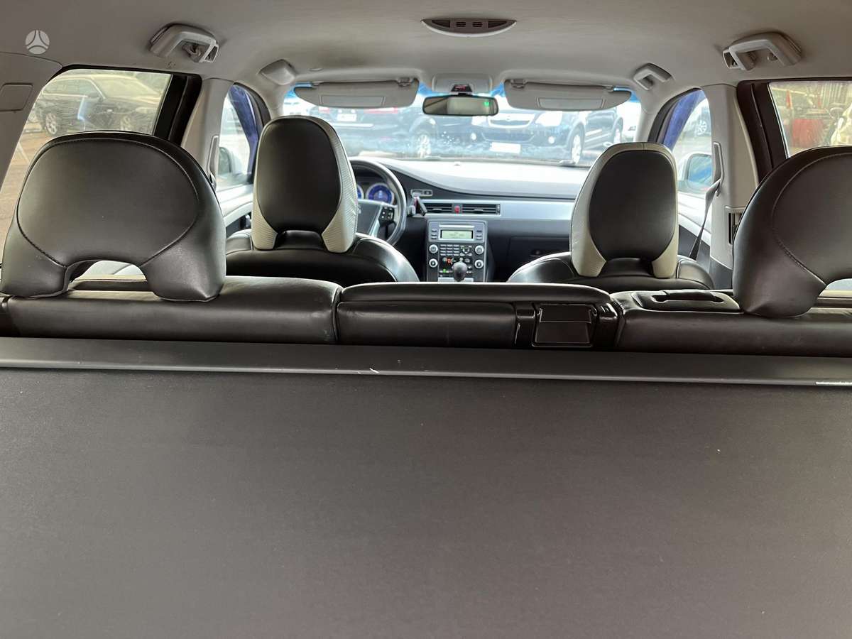 Volvo V70, 2.0 l., Универсал