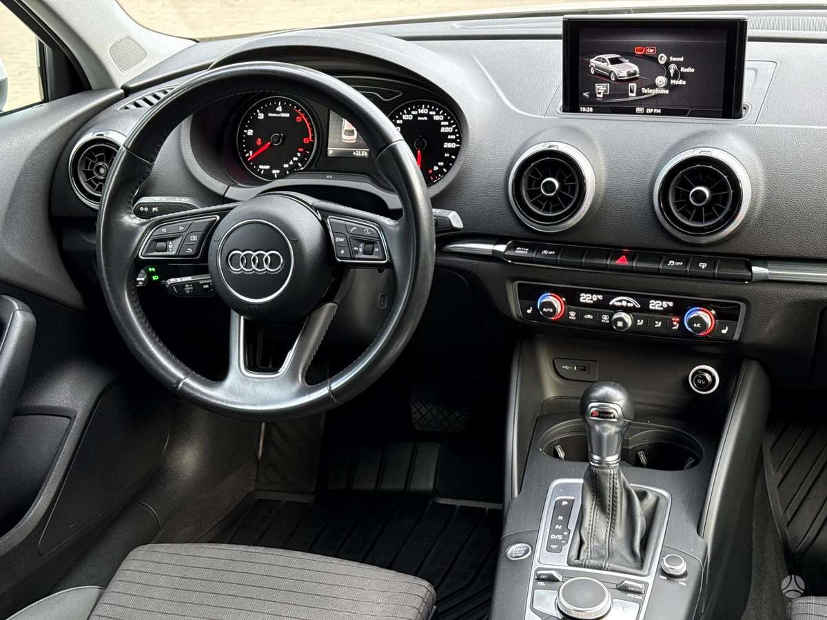 Audi A3, 2.0 l., Седан