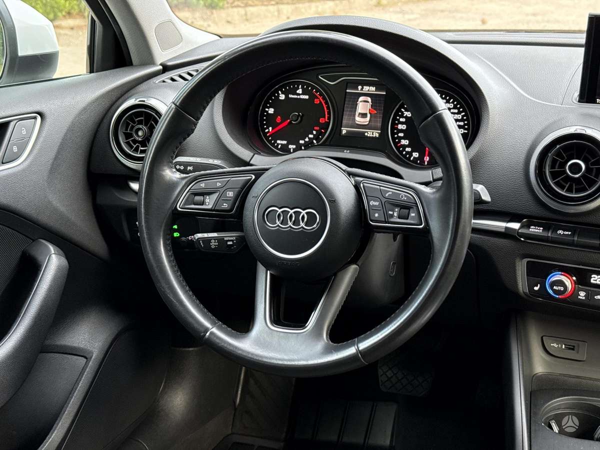 Audi A3, 2.0 l., Седан