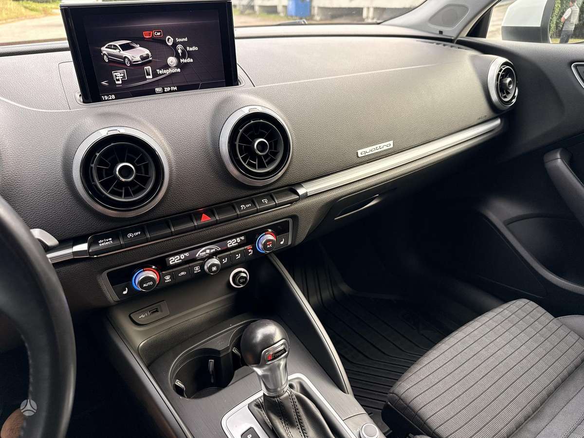 Audi A3, 2.0 l., Седан