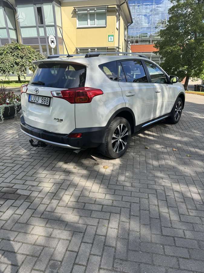Toyota RAV4 - 3