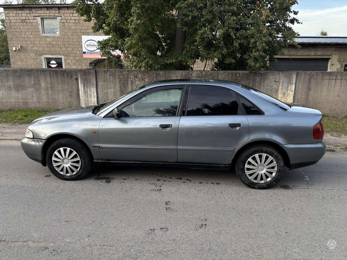 Audi A4, 1.9 l., Седан