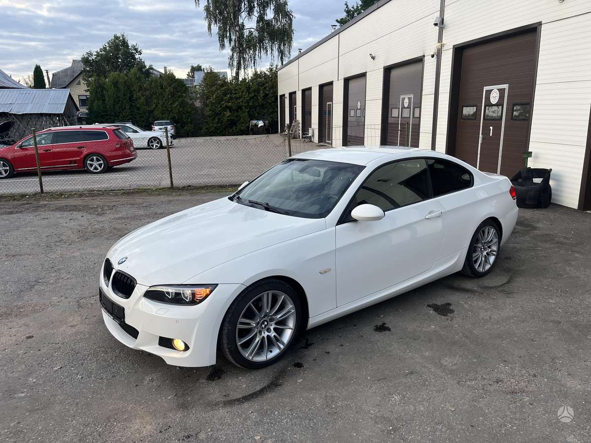 BMW 320, 2.0 l., Купе (coupe)