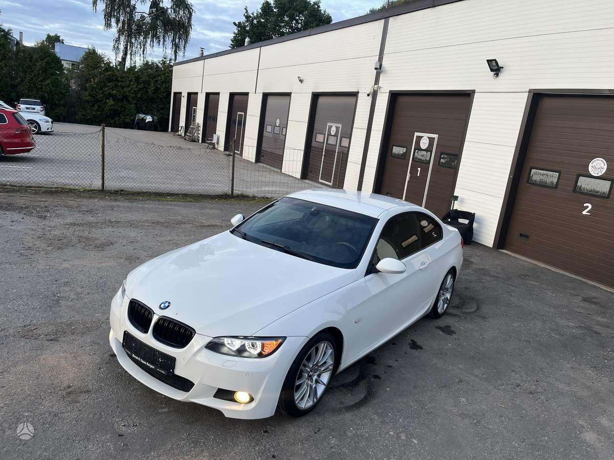 BMW 320, 2.0 l., Купе (coupe)