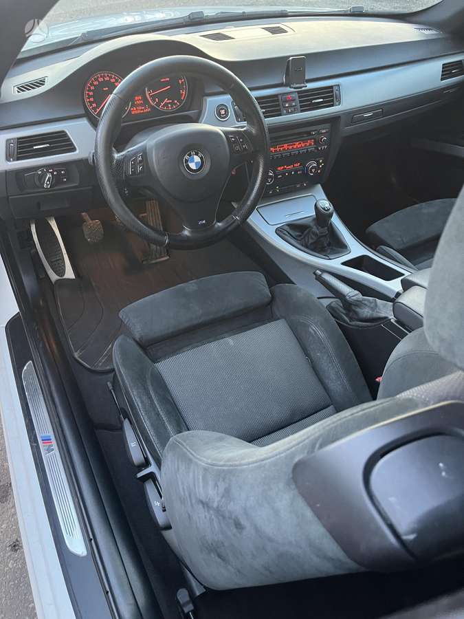 BMW 320, 2.0 l., Купе (coupe)