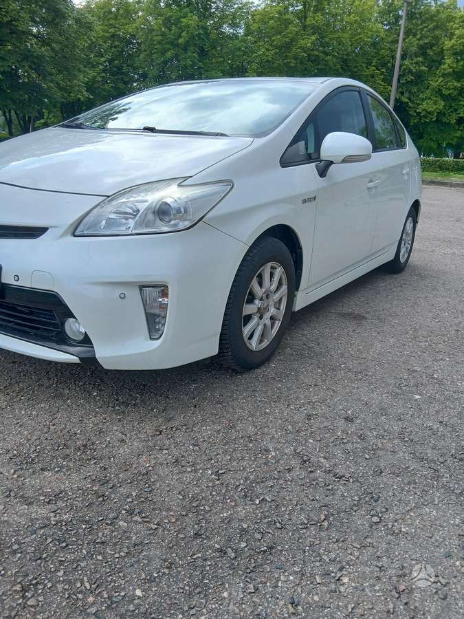 Toyota Prius - 9