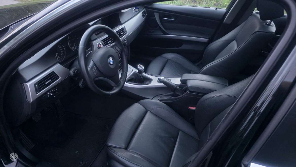 BMW 325, 2.5 l., wagon