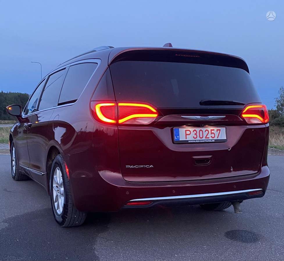 Chrysler Pacifica, 3.6 l., Минивэн