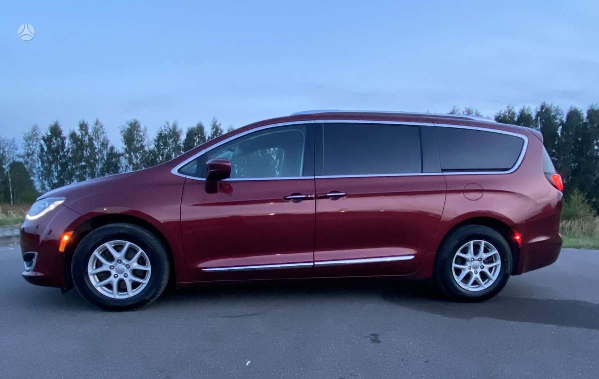 Chrysler Pacifica, 3.6 l., Минивэн