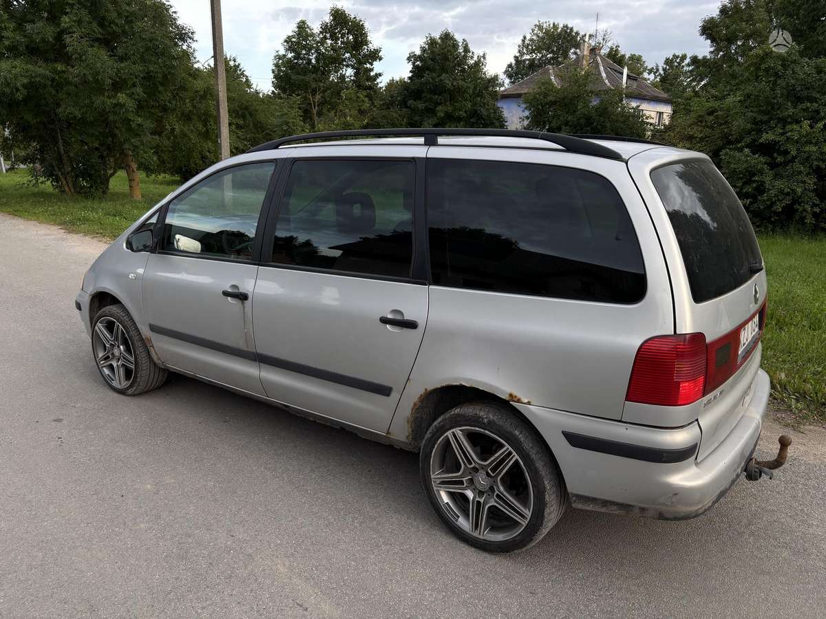 Volkswagen Sharan - 8
