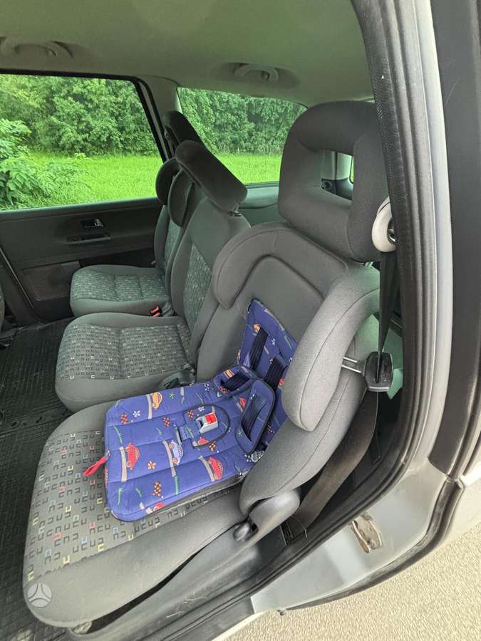 Volkswagen Sharan - 7