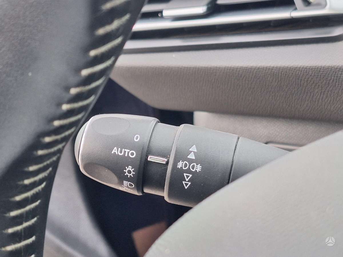 Peugeot 308, 1.2 l., Универсал