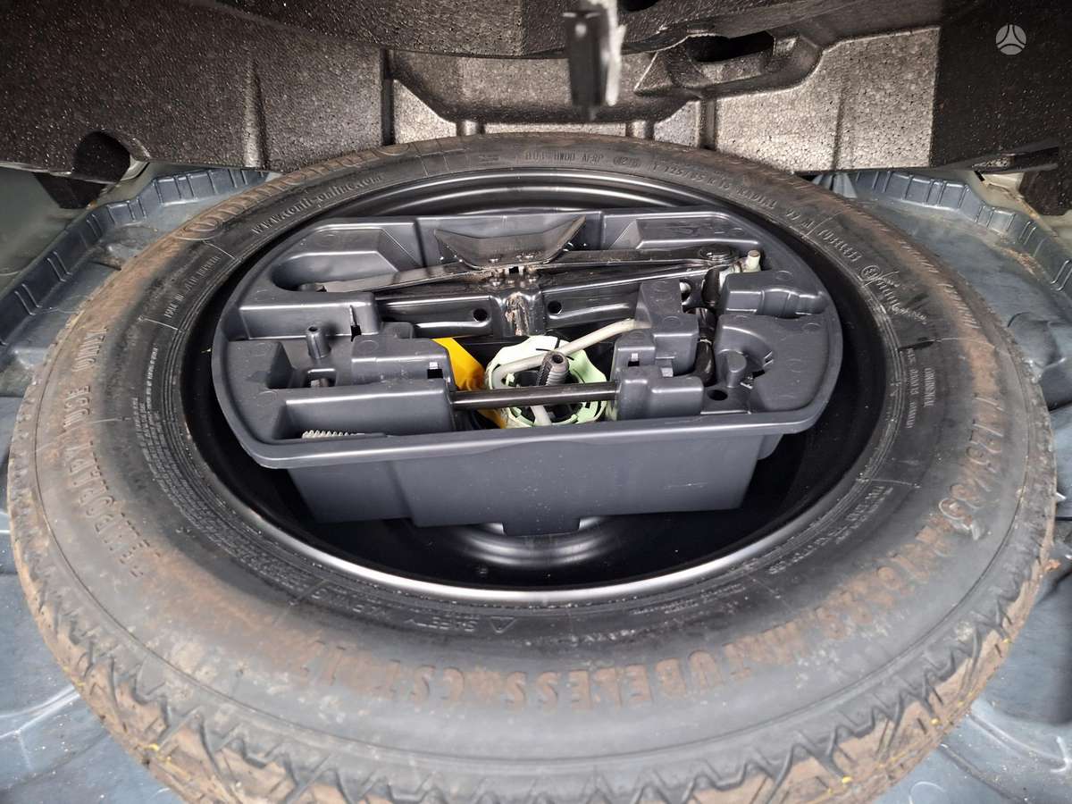 Peugeot 308, 1.2 l., Универсал