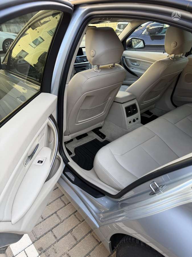BMW 328, 2.0 l., Седан