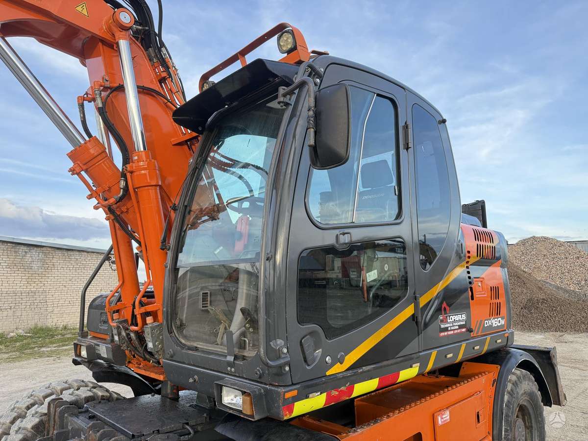 Doosan DX 160 W , ROTO + GRAPPLE, экскаваторы