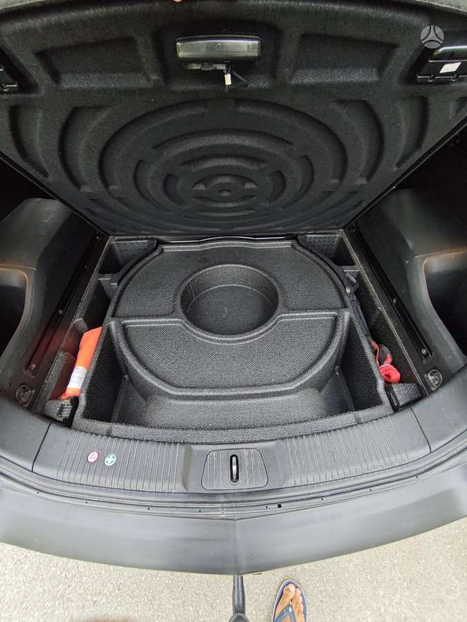 Opel Antara, 2.2 l., Внедорожник / Кроссовер