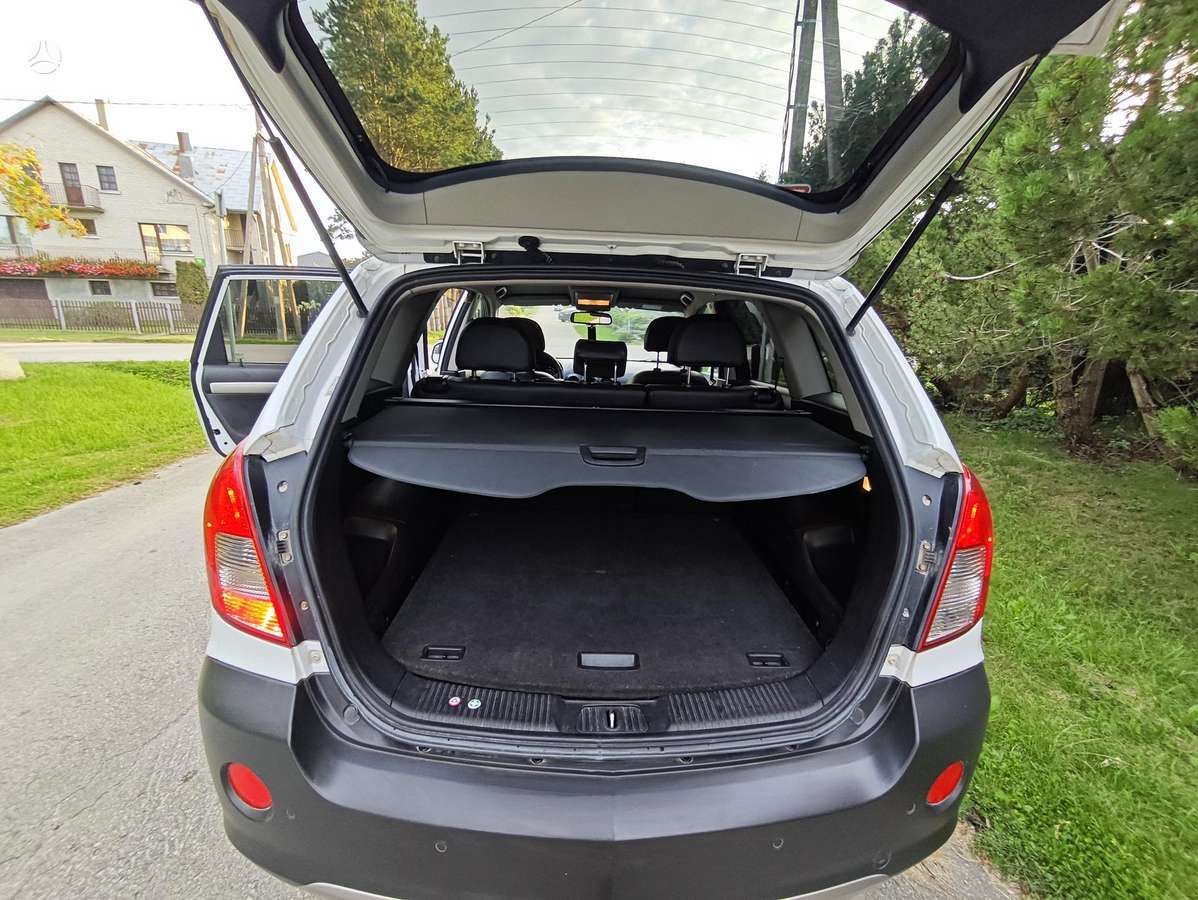 Opel Antara, 2.2 l., Внедорожник / Кроссовер