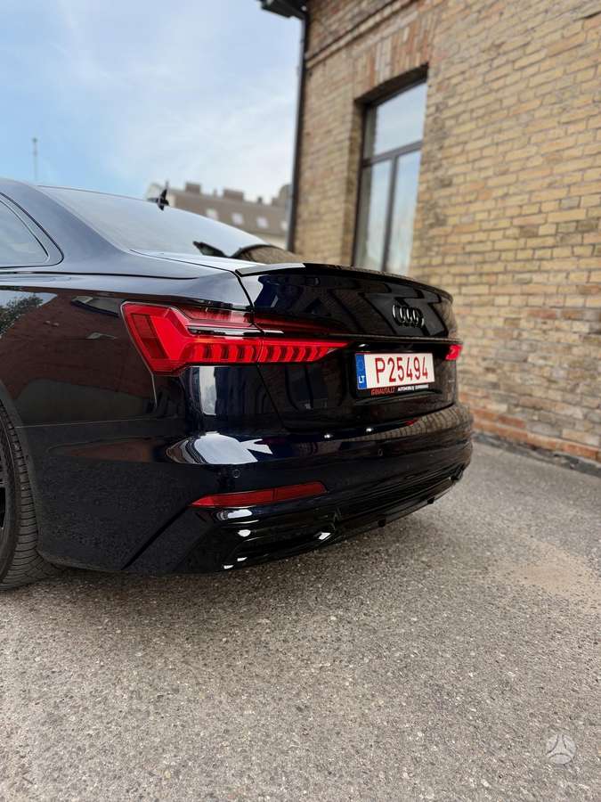 Audi A6, 3.0 l., Седан