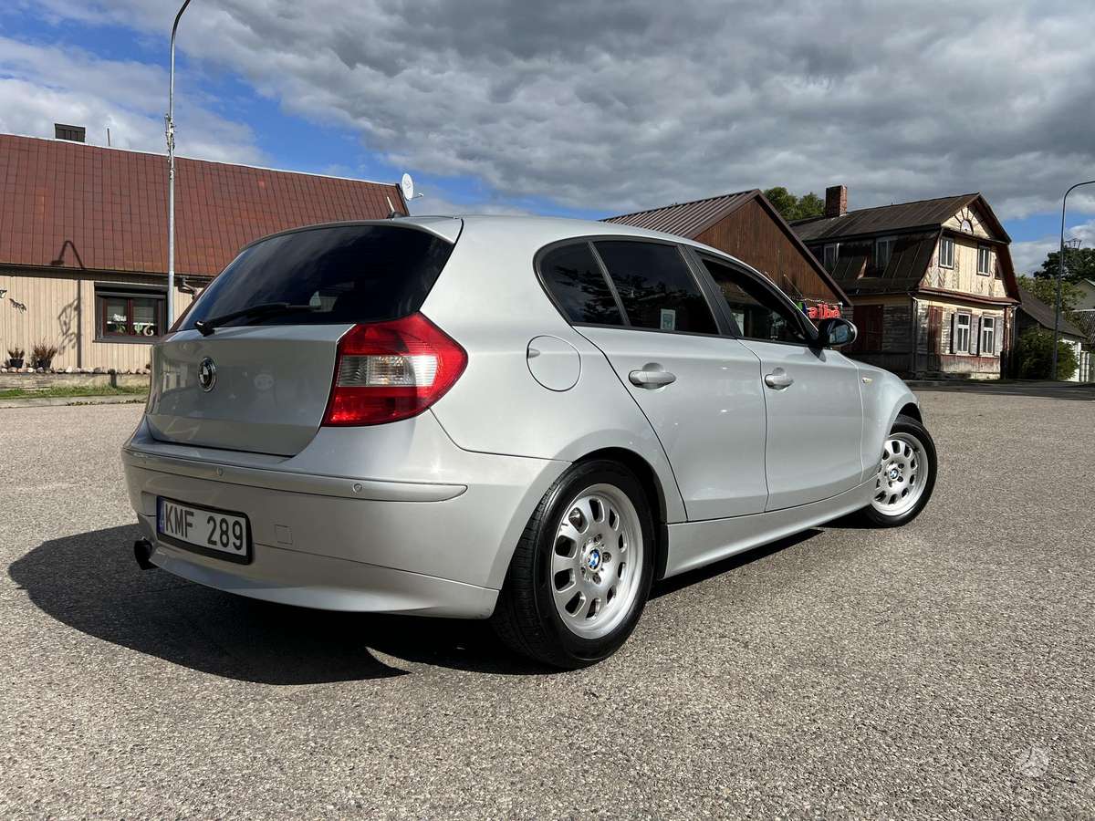 BMW 120, 2.0 l., Хэтчбек