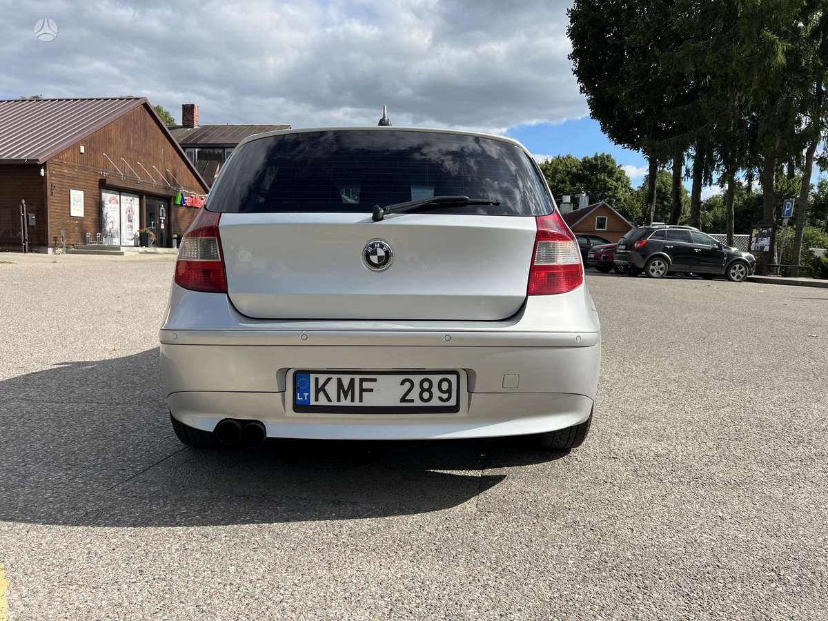 BMW 120 - 7