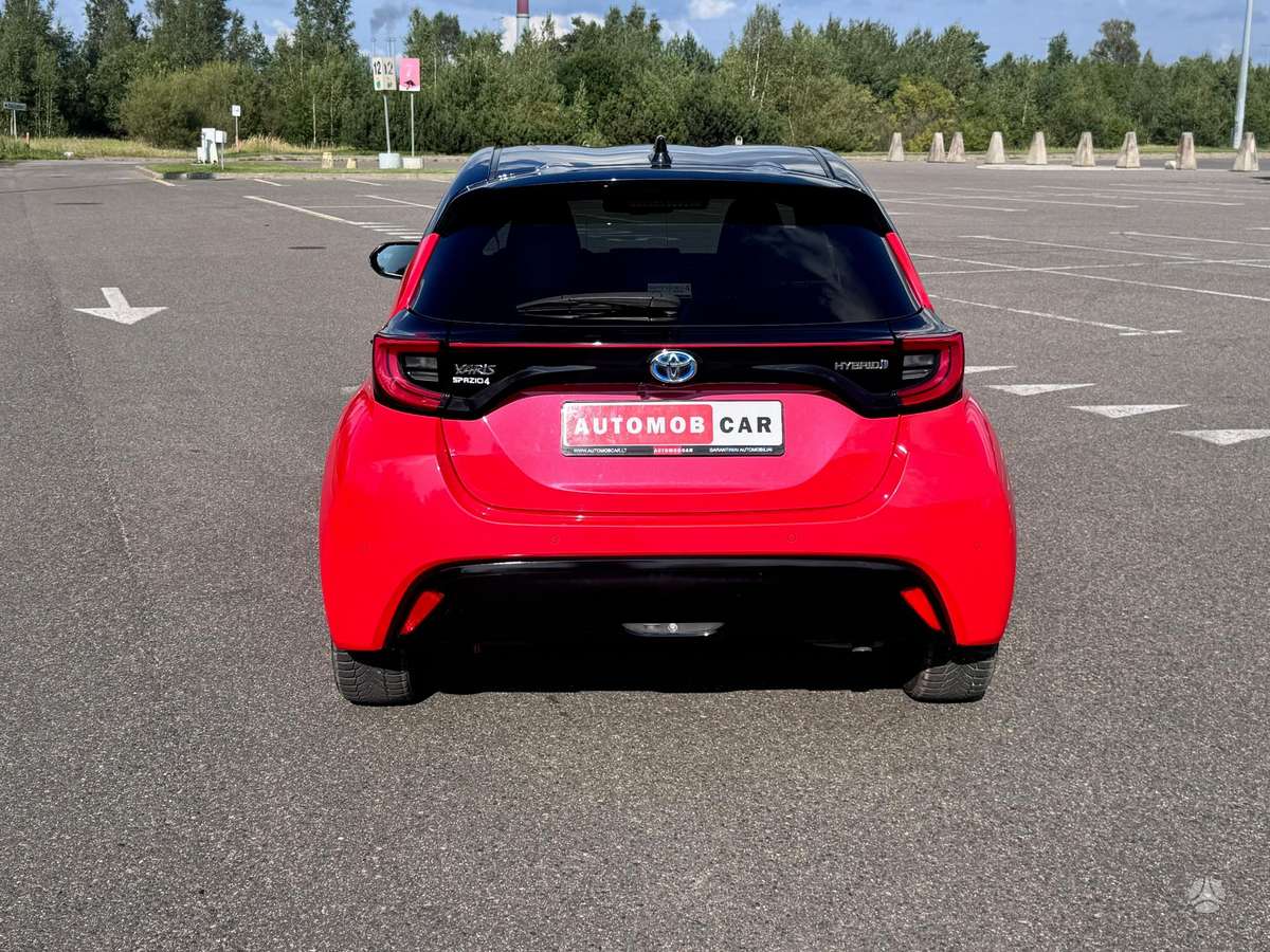 Toyota Yaris - 12