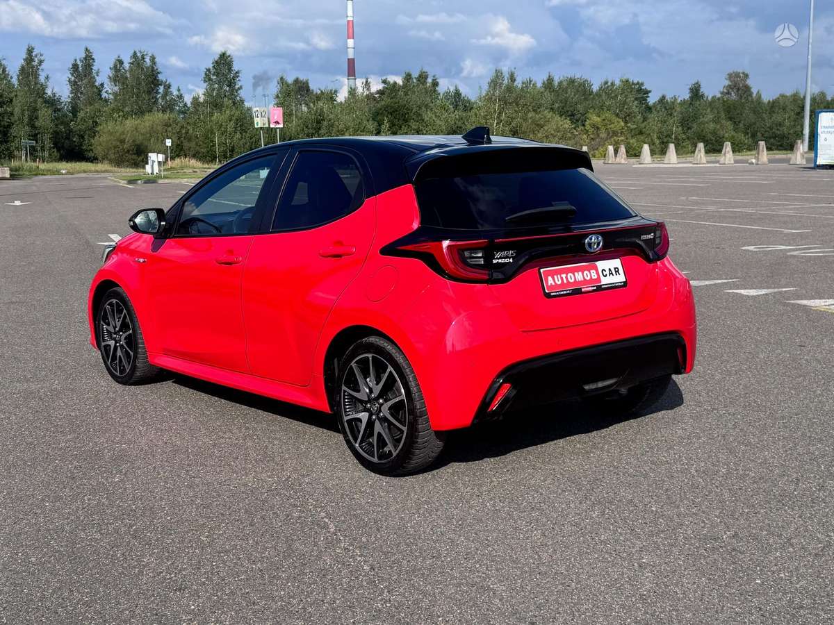 Toyota Yaris - 11